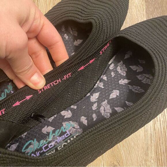 Skechers Black Flats for Women - Picture 6 of 7